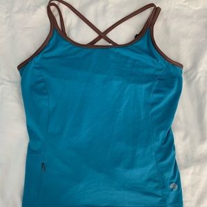 Mountain Hardwear tank